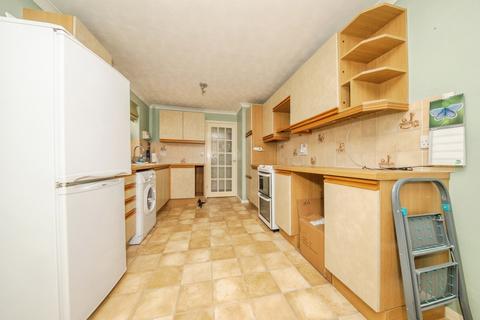 2 bedroom bungalow for sale, Egglestone Close, Ipswich, Suffolk, IP2