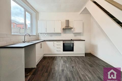 3 bedroom terraced house to rent, Uganda Street, Bolton BL3