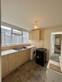 2 bedroom terraced house to rent, Old High Street, Brierley Hill DY5