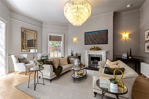 4 bedroom house for sale, Mill Road, Cobham, Surrey, KT11