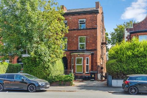 2 bedroom flat for sale, Withington Road, Whalley Range, Lancashire, M16