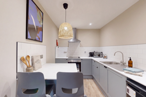 1 bedroom house to rent, 7 Moorland Road, Leeds LS6