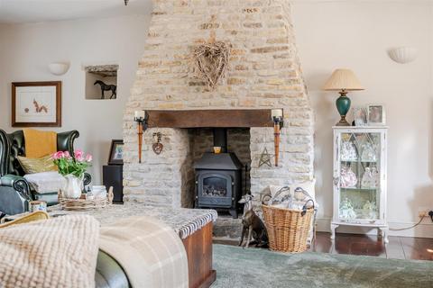 4 bedroom barn conversion for sale, Stockwood Lane, Stockwood, Bristol