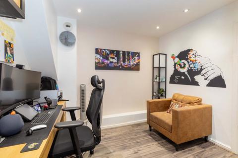3 bedroom townhouse for sale, Hunstanton Close, Colnbrook SL3