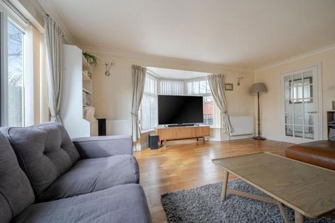 3 bedroom bungalow for sale, Colts Bay, Bognor Regis, West Sussex, PO21 4EH