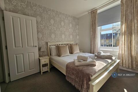 1 bedroom flat to rent, Trowbridge Road, Bradford-On-Avon, BA15