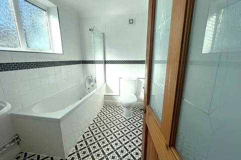 2 bedroom house to rent, Eastgate Street, BURY ST. EDMUNDS