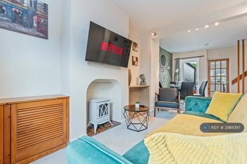 2 bedroom terraced house to rent, Bridge St, Oxford, OX2