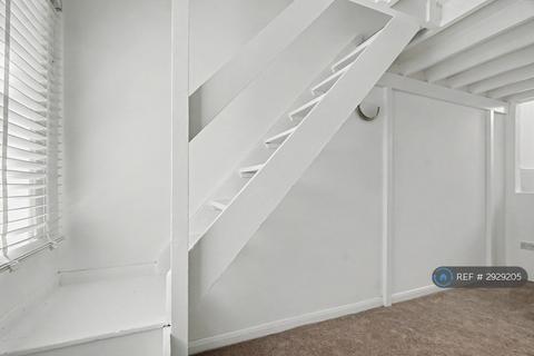 2 bedroom terraced house to rent, The Old Bakery, Sheerness, ME12