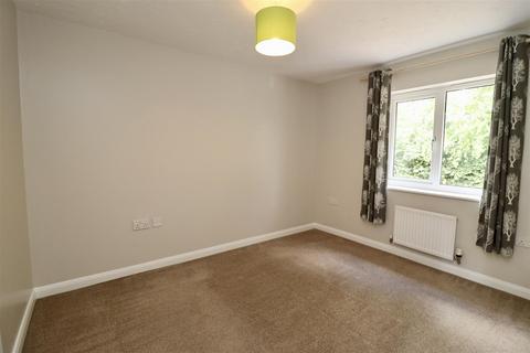 3 bedroom end of terrace house to rent, Rees Close, Market Weighton, York