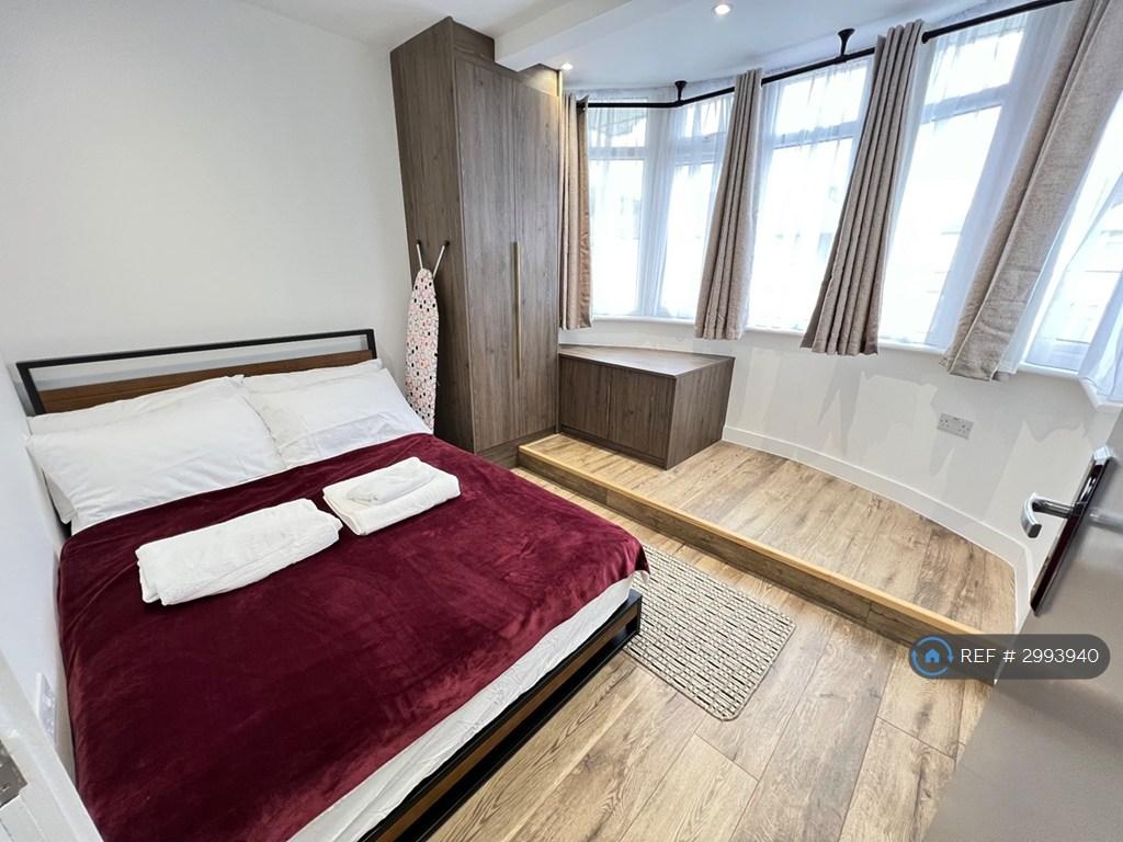 Apartment in London - View 2