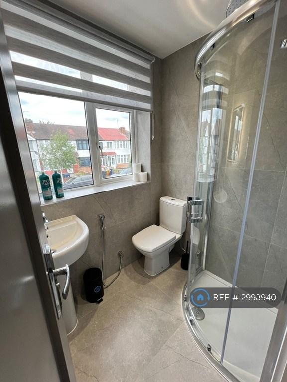 Apartment in London - View 3
