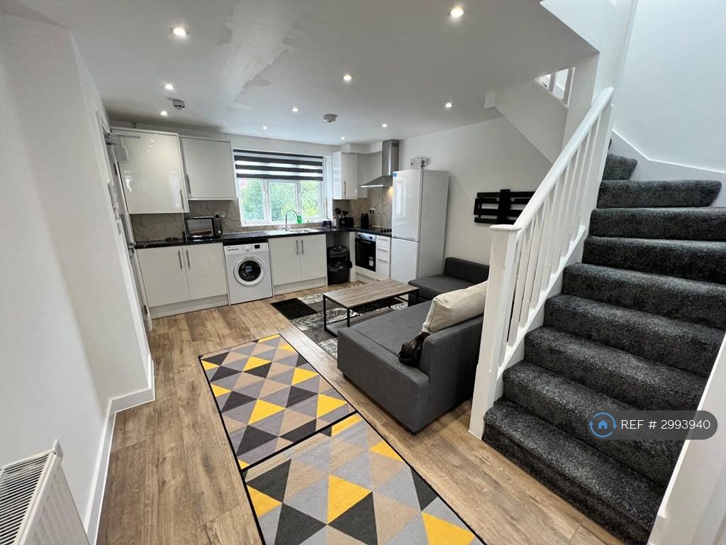 Apartment in London - View 5