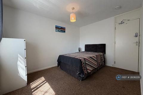 undefined, Ravensfield, Basildon, SS14