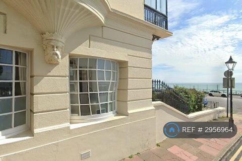 1 bedroom in a flat share to rent, Marine Parade, Brighton, BN2