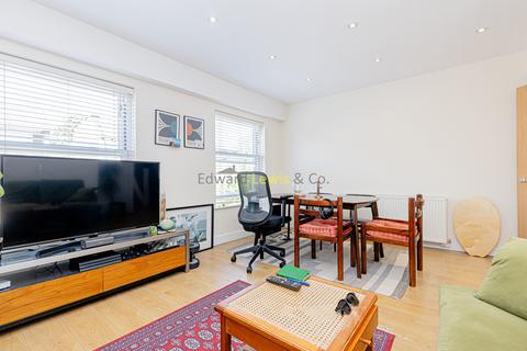 undefined, Cricketfield Road, London E5