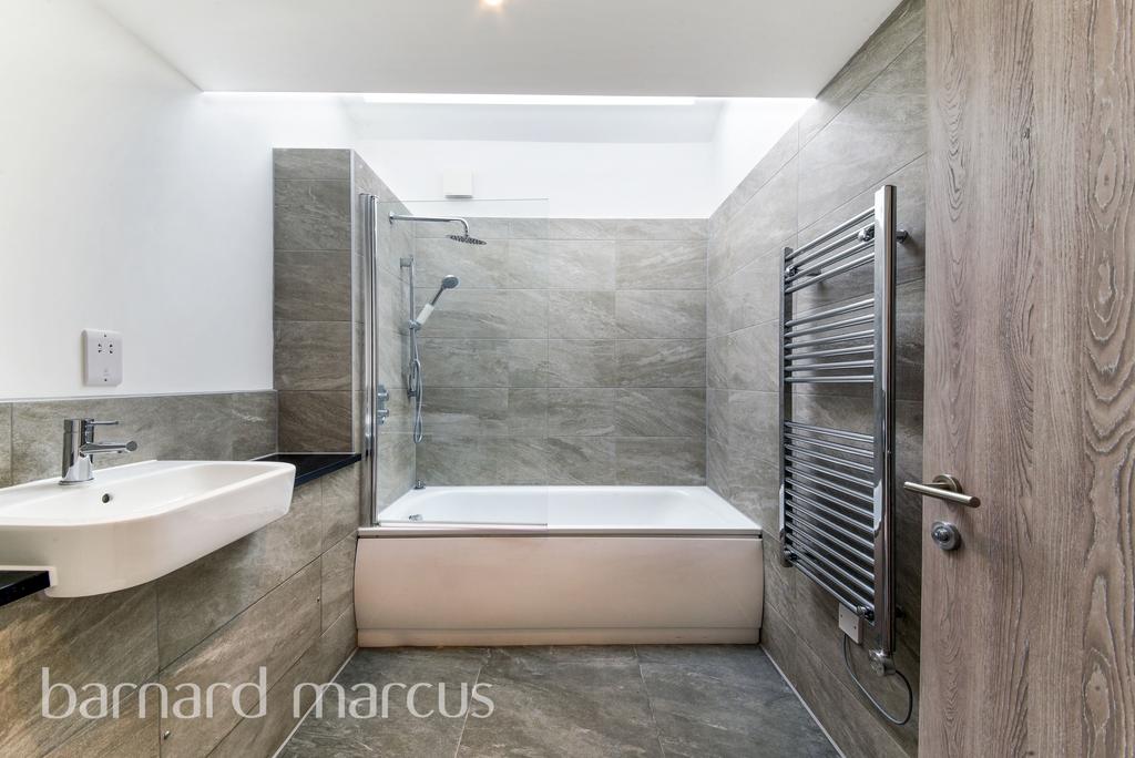 Apartment in NEW MALDEN - View 5