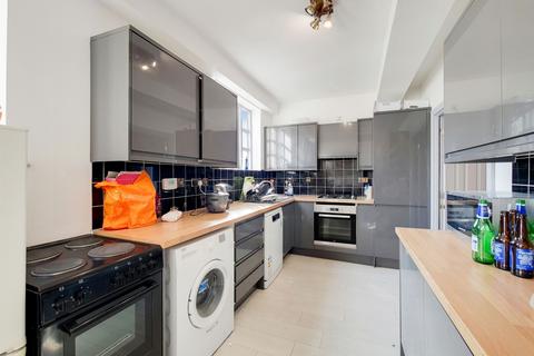 6 bedroom terraced house to rent, Rope Street, London, SE16