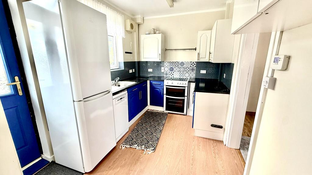 House in Sheffield, South Yorkshire - View 2