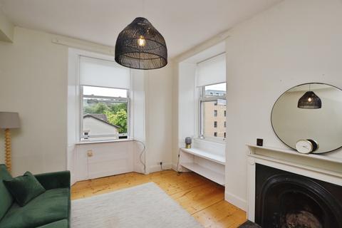 1 bedroom flat to rent, Albert Street, Leith, Edinburgh, EH7