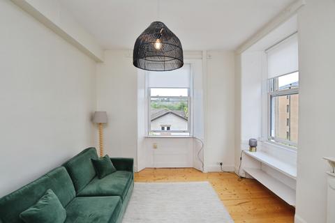 1 bedroom flat to rent, Albert Street, Leith, Edinburgh, EH7