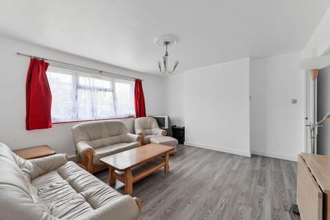 2 bedroom flat to rent, Empire House, N18, Edmonton, London, N18