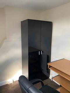 1 bedroom in a house share to rent, College Rd, Reading, RG6