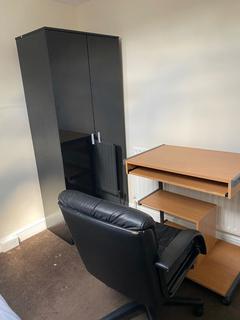 1 bedroom in a house share to rent, College Rd, Reading, RG6