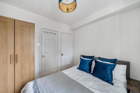 1 bedroom maisonette for sale, Friars Avenue, Roehampton, London, SW15