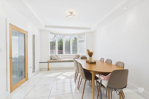 undefined, Postern Road, Tatenhill