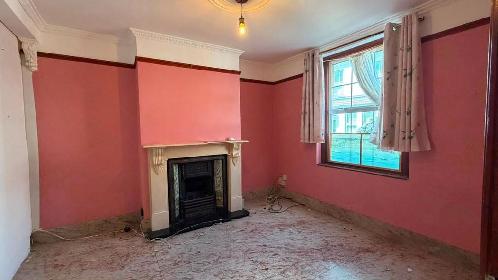 Living room, fireplace