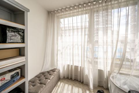 2 bedroom flat to rent, New Willow House, Stratford, London, E13