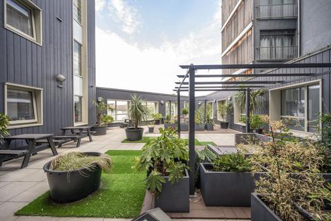 2 bedroom flat to rent, New Willow House, Stratford, London, E13