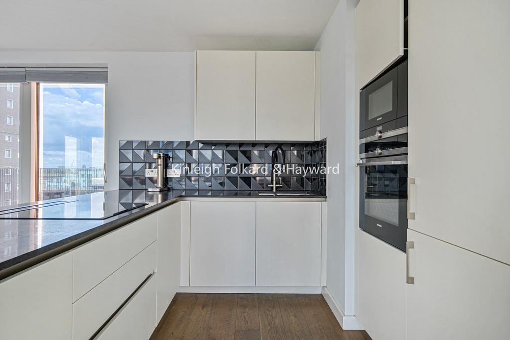 Apartment in London - View 2