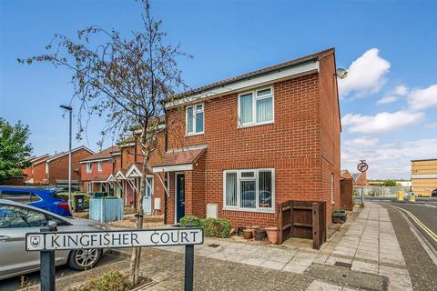 3 bedroom semi-detached house for sale, Kingfisher Court, Hilsea, Portsmouth