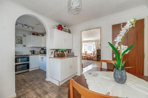 3 bedroom semi-detached house for sale, Kingfisher Court, Hilsea, Portsmouth
