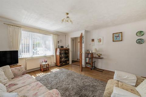3 bedroom semi-detached house for sale, Kingfisher Court, Hilsea, Portsmouth