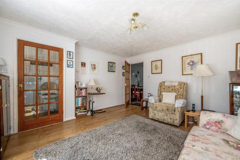 3 bedroom semi-detached house for sale, Kingfisher Court, Hilsea, Portsmouth