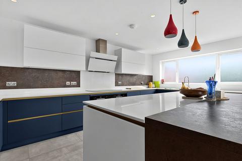 4 bedroom detached house for sale, Beverley Grove, Farlington