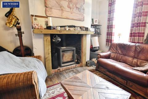 2 bedroom terraced house for sale, North Parade, Scunthorpe