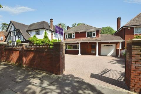 4 bedroom detached house to rent, Park Avenue, Bedford
