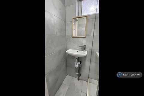 1 bedroom in a house share to rent, Slough, Slough, SL1