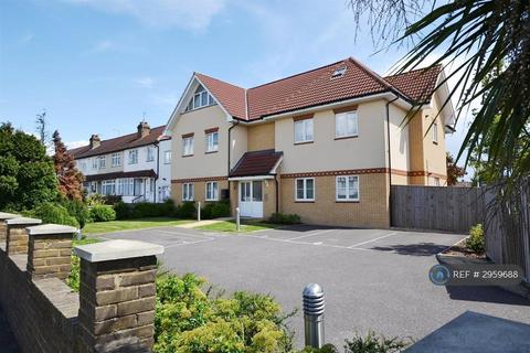 2 bedroom flat to rent, Horseshoe Drive, Uxbridge, UB8