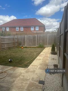 3 bedroom semi-detached house to rent, Sycamore Road, Market Harborough, LE16