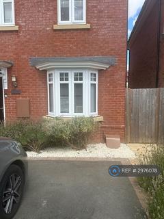 3 bedroom semi-detached house to rent, Sycamore Road, Market Harborough, LE16