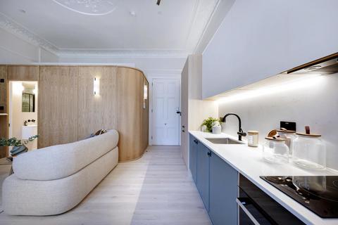 Studio to rent, 32-33 Kensington Gardens Square, London W2
