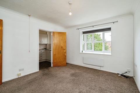 2 bedroom apartment for sale, Marlborough Court, Oulton Broad NR32