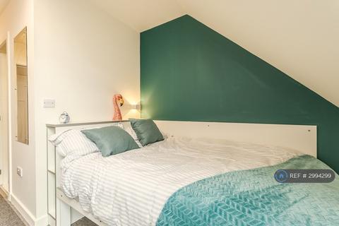 1 bedroom in a flat share to rent, East Sands, St Andrews, KY16