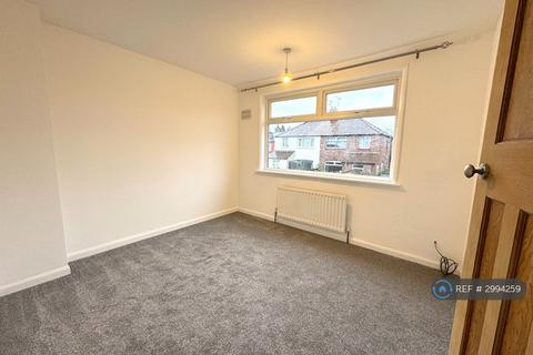 3 bedroom semi-detached house to rent, Newcastle Street, Crewe, CW1