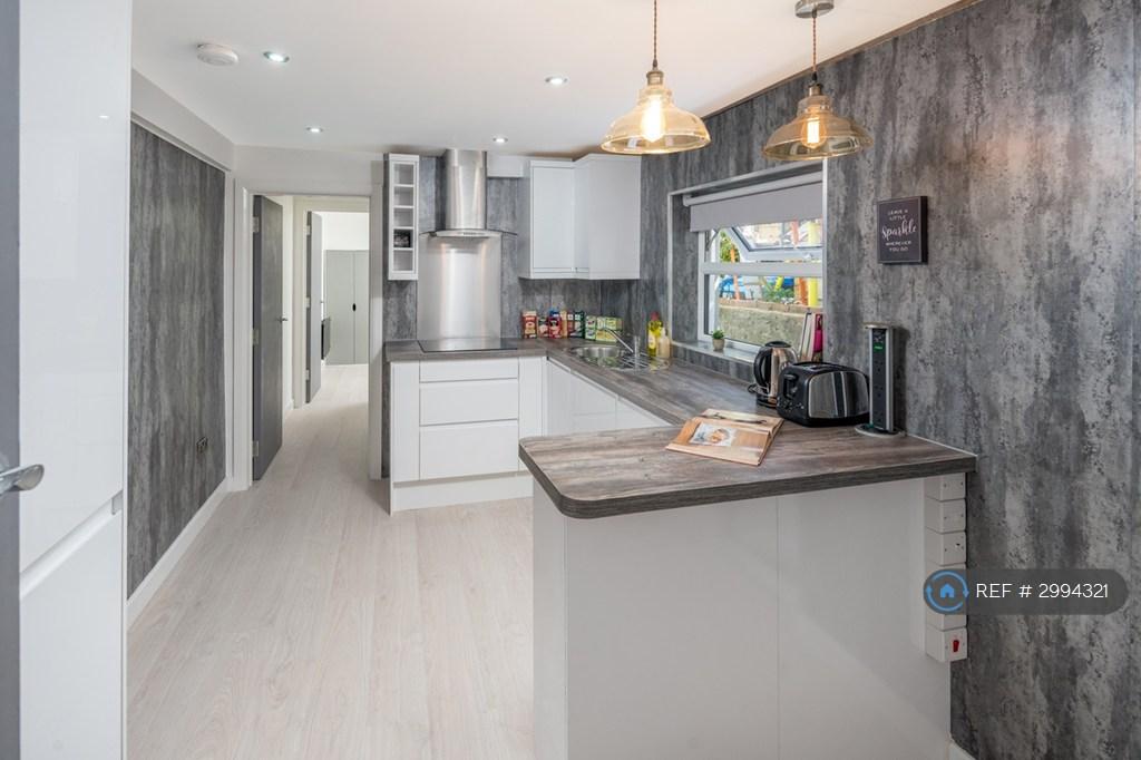 Apartment in London - View 2